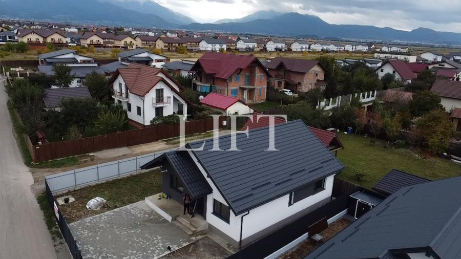 Casa de 4 camere, 93mp utili, Tarlungeni - Cartier izvor - 1