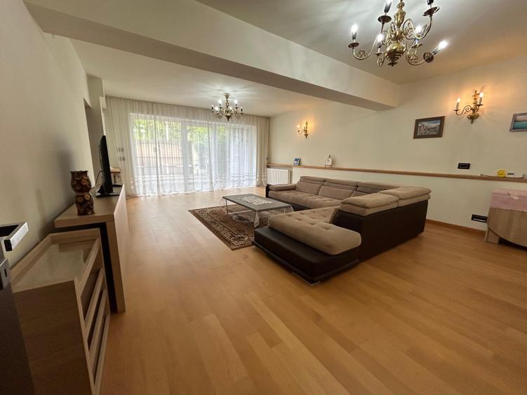 Locuință de 150 mp utili cu curte 150 mp și parcare dublă, Aeroport Baneasa - 2