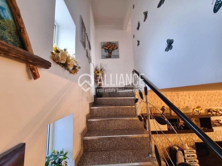 Brătianu Constanta(COD 07) Vila -  P+1+M cu 7 camere - 14