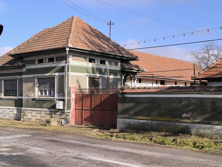 Casa Fagaras 319mp + teren de vanzare - 1