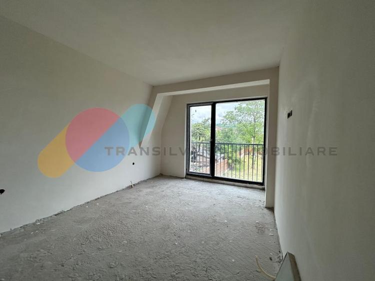 Duplex, 150 mp utili, 700 mp teren,  ideala pentru familie sau birou - 8