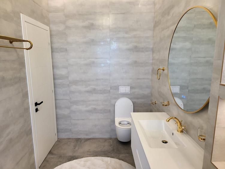 Apartament de  închiriat lux  cu 4 camere, zona Mamaia - 22