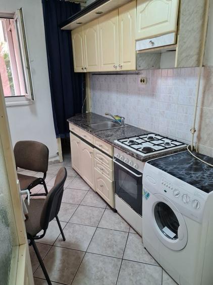 Inchiriez apartament cu o camera - 1