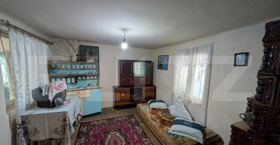 Buc?ani 80mp, teren 2540mp casa de renovat - 5