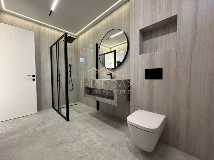 Vila individuala *432mp* + curte // 6 locuri Parcare / Pipera-Tunari - 30