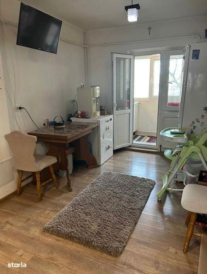 Apartament 2 decomandate Lapu? Arge? Sucpi 1/4 54 mp centrala - 1