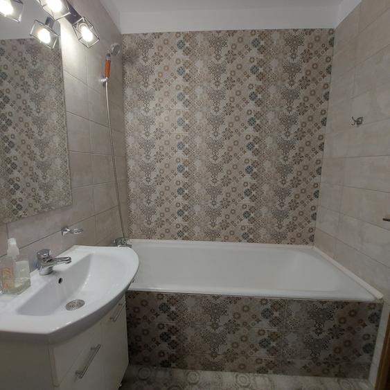 Dristor Mc Donald's- 5minute de metrou - 8