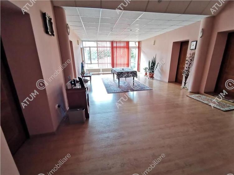 Casa cu 4 camere si 700 mp teren in Sibiu zona Orasul de Jos - 1