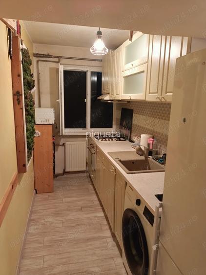 Vand apartament 2 camere
