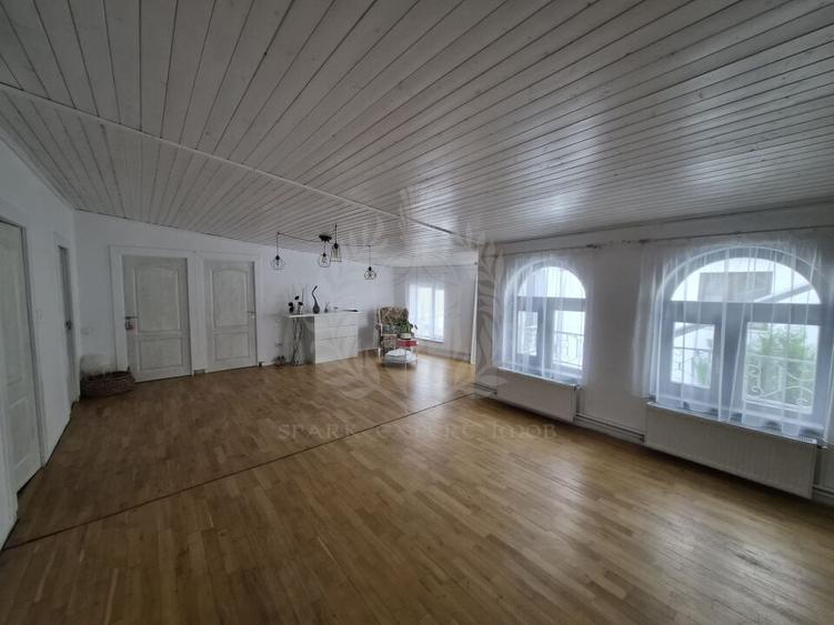 //SPATIU COMERCIAL//REZIDENTA// - 1