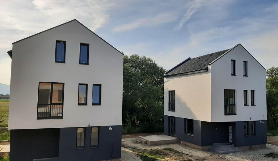 Case Individuale - Beci Parter Etaj Masarda Bartolomeu Str. Linii - 1