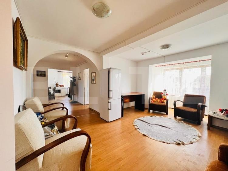 Proprietate 10 camere pentru investitie, teren 1320 mp, Comuna Mociu - 1