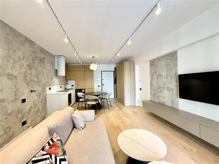 Apartament cu 2 camere decomandat, mobilat în Cotroceni