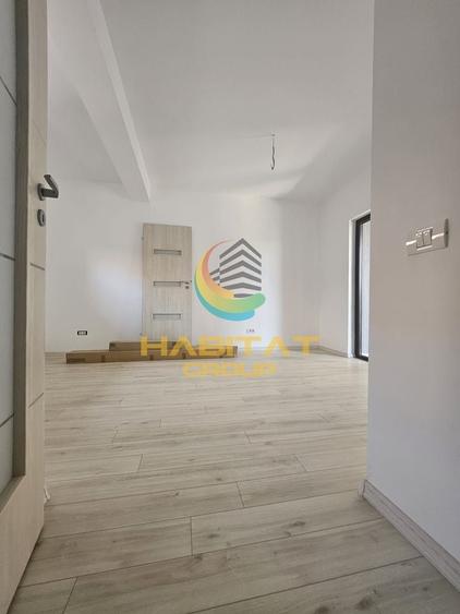 Casă cu 4 camere cu Canalizare în Central