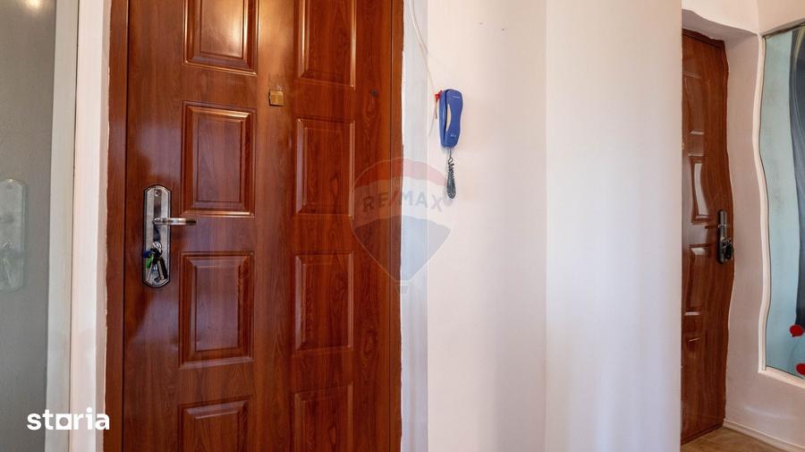 Apartament cu 2 camere semidecomandat în Pantelimon
