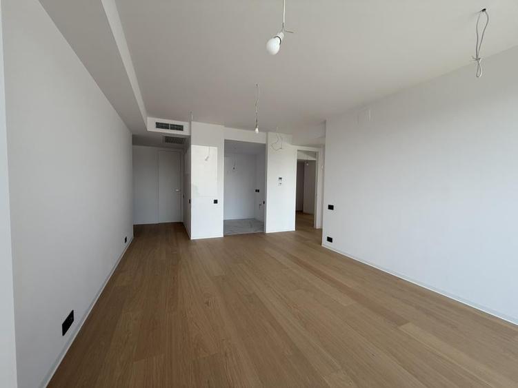 Apartament cu 3 camere decomandat în Floreasca