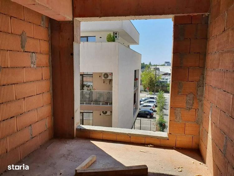 Apartament 4 camere Bloc 2027 Metrou Nicolae Teclu - 2