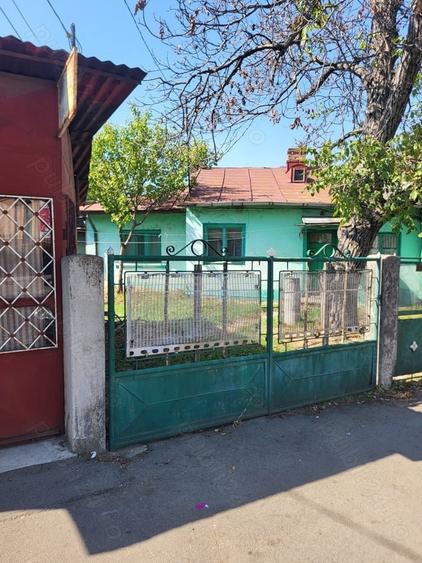 Casă cu 2 camere cu Teren 230 Mp în Ultracentral