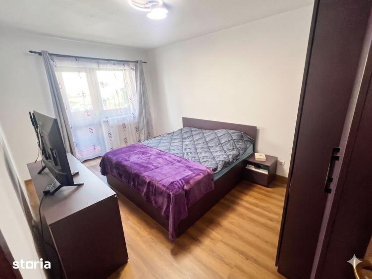 Casă cu 4 camere cu Teren 100 Mp în Central