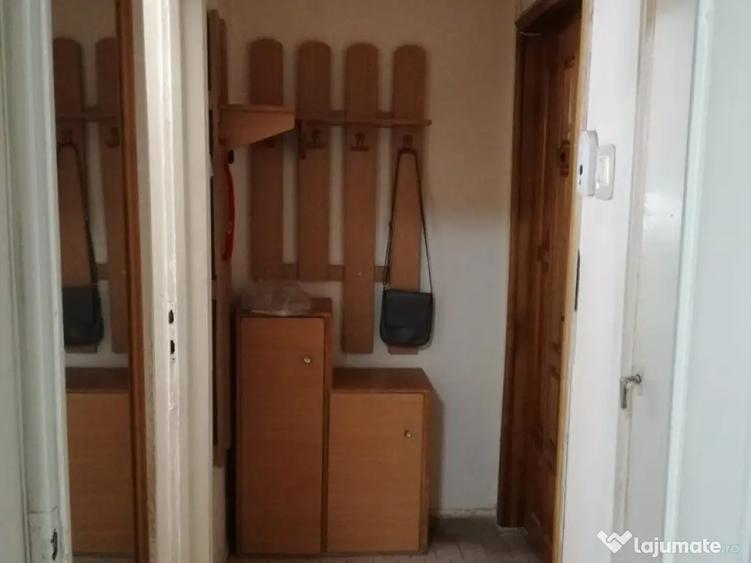Apartament cu 2 camere semidecomandat în Mazepa 1