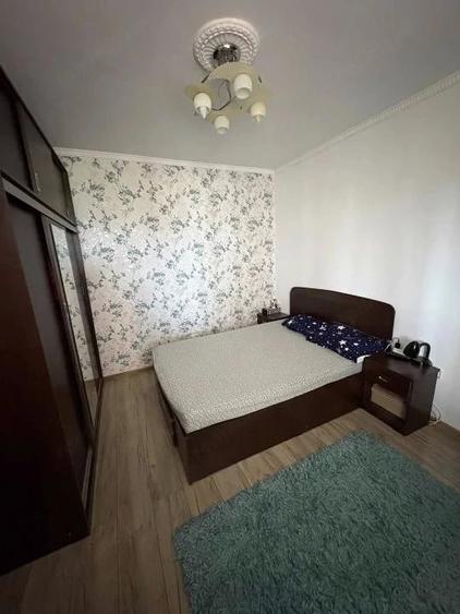 Apartament cu 3 camere decomandat în Bere