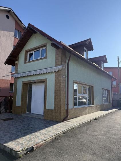 Spațiu comercial, de 120 mp, în Central