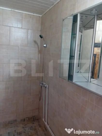 Casă cu 2 camere cu Teren 2850 Mp în Răhău