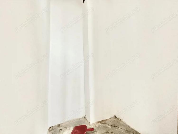 Apartament cu 2 camere decomandat în Dâmbovița