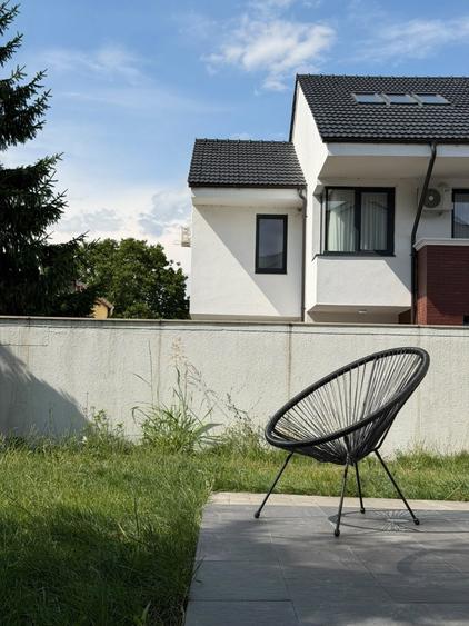 Duplex cu 5 camere cu Canalizare în Otopeni
