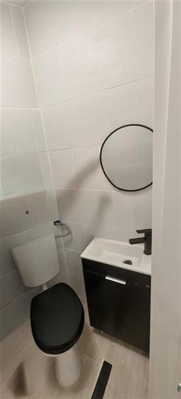 Garsonieră decomandată în Blașcovici