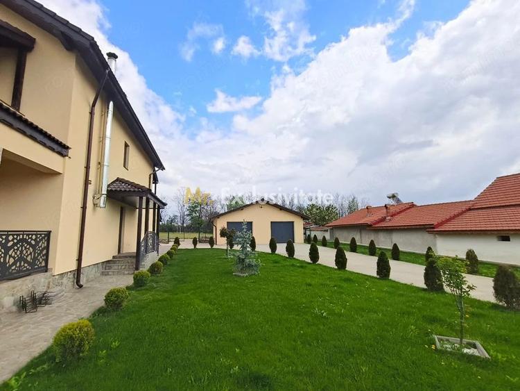 Casă cu Canalizare în Crasna