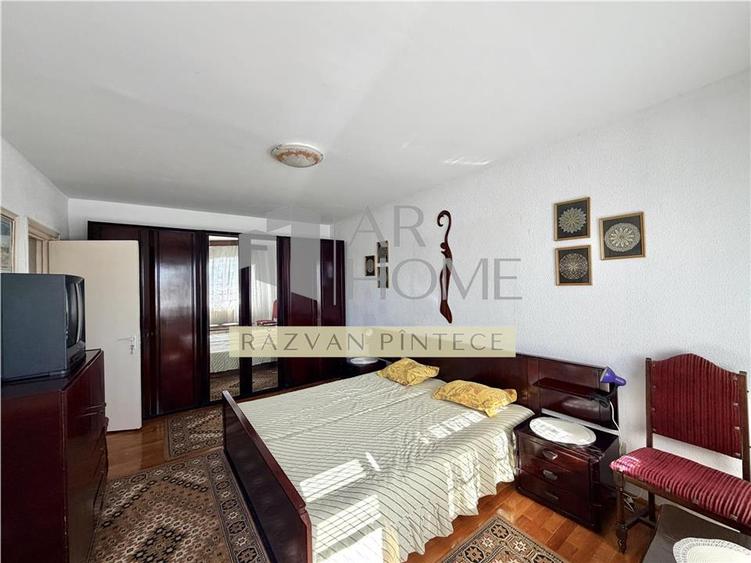 Apartament cu 3 camere decomandat, mobilat în Ultracentral