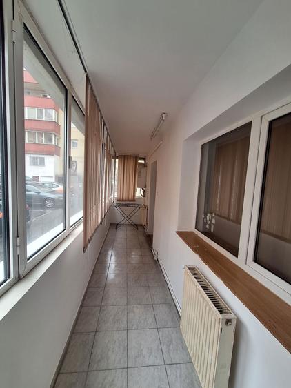Proprietar inchiriez apartament 2 camere - 1