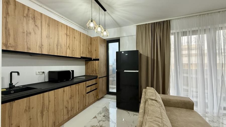 Apartament cu 3 camere si 2 locuri de parcare in Mamaia frontal la MARE - 5