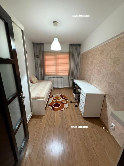 Apartament 4 camere ETAJUL 1 ---str VICTORIEI - 8