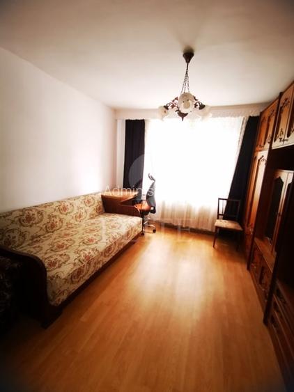 Apartament 4 camere în zona Kafland