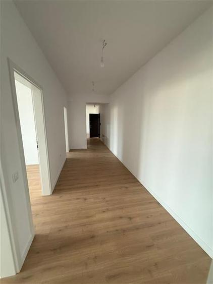 Exclusivitate, Apartament 4 camere-98 mp utili, Zona Tractorul, Brasov - 9