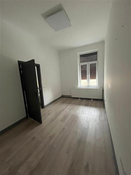 RECO Spatiu de inchiriat, Central - 4