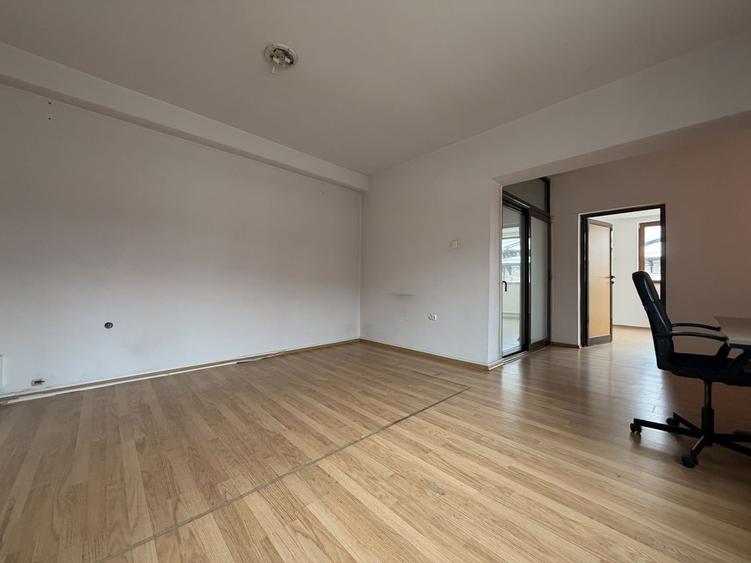 CLADIRE BIROURI | 300MP - 7