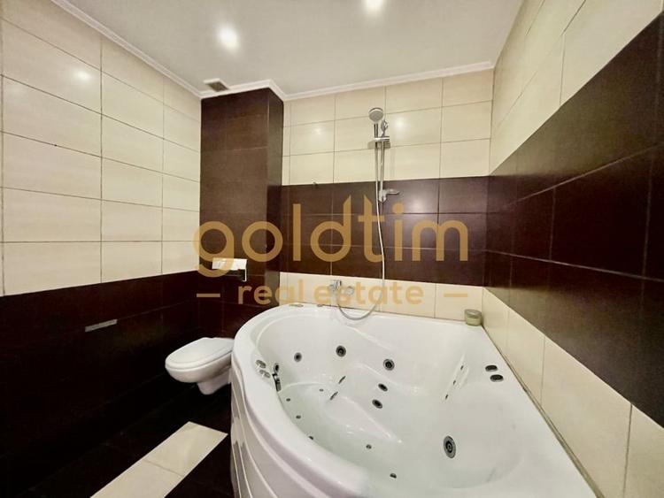 SPATII GENEROASE/ TERASA 33 mp/ SPATII DEPOZiTARE - 32