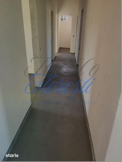 Casă cu 4 camere cu Teren 500 Mp în Chinteni