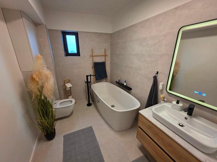 Apartament complet renovat – parcare subterana si boxa - 10