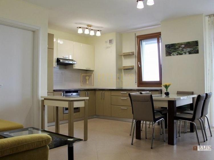 La prima inchiriere, Ultracentral - Fructus Plaza. - 1