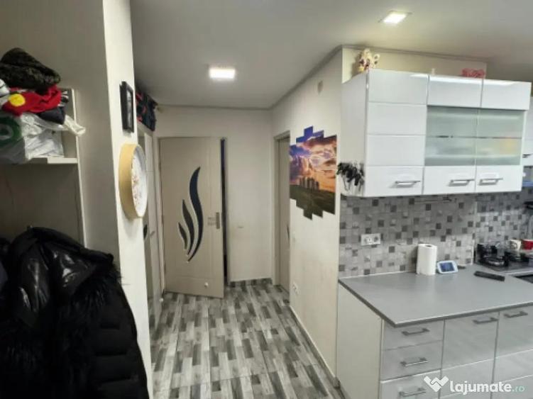 Apartament 49 mp, etaj 3/3, incalzire pardoseala, AC, Baia S - 11