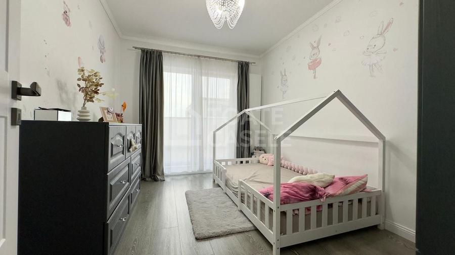 Apartament cu 3 camere, ultrafinisat – terasă, mobilat complet – zona Vivo - 4