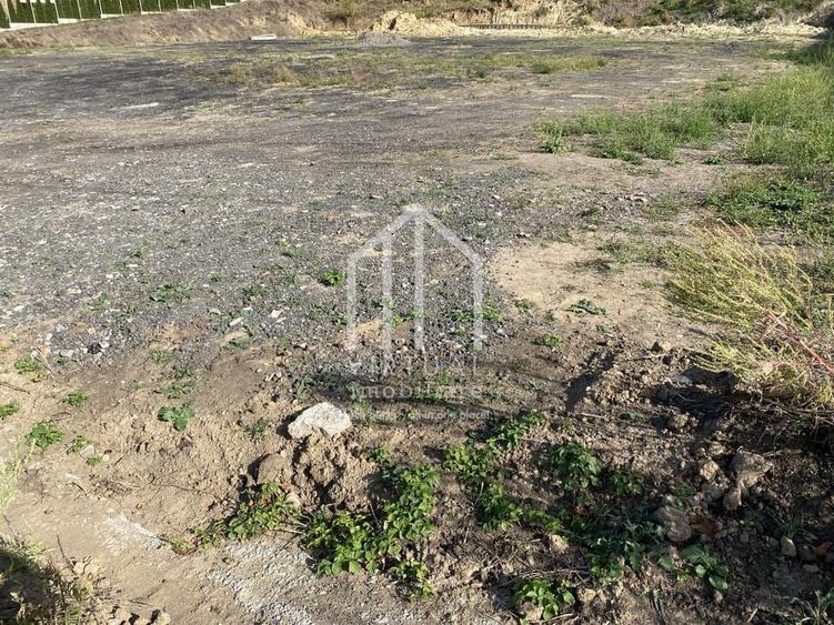 Teren de inchiriat in Sibiu 4000 mp, pretabil pentru depozitare - 3