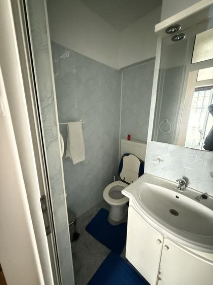 Ap 4 camere 90 mp+boxa+1 camera pe hol ultracentral b-dul Carol 1 - 19