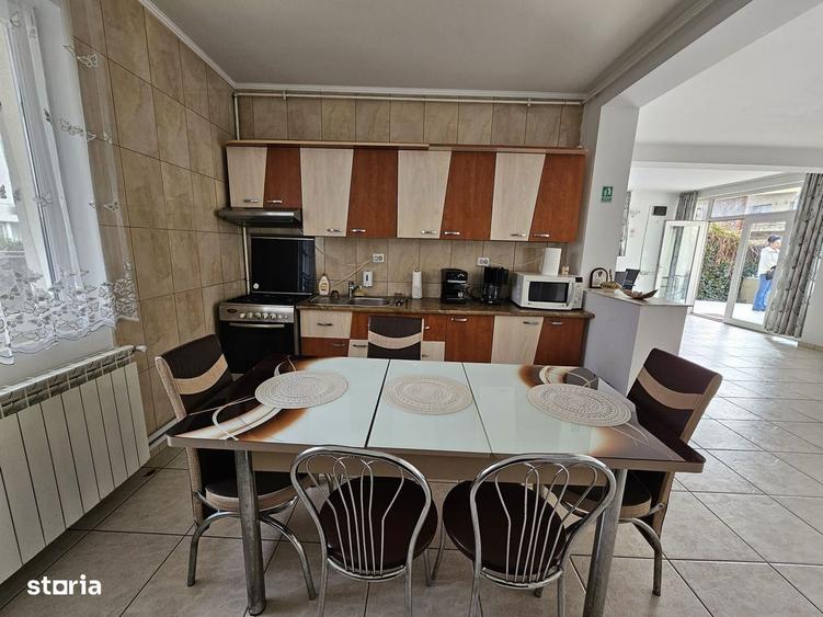 De vanzare Pensiune Eforie Nord la doi pasi de mare - 6