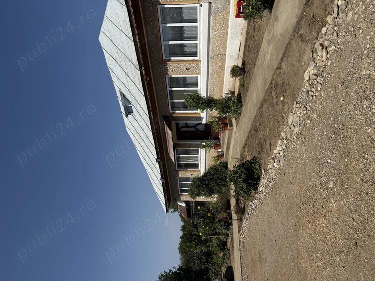 Vand Schimb casa in Romana - 9