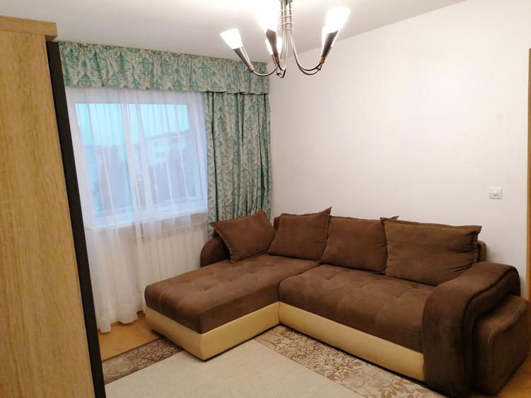 De inchiriat apartament cu 3 camere - 5